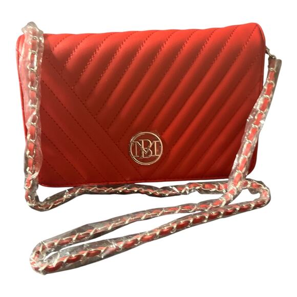 Badgley Mischka Quilted Crossbody Bag Brick Red Vegan Leather w/ Chain - Picture 1 of 14